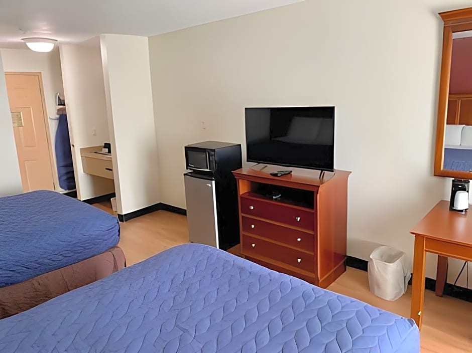 Saffron Inn & Suites 