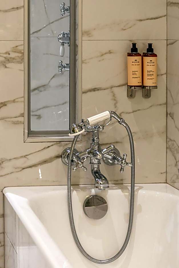New Hotel Republique