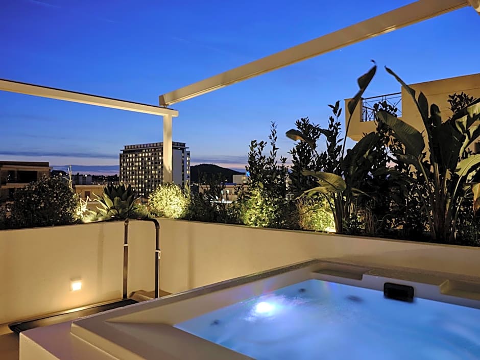 Bond Smart Living Suites