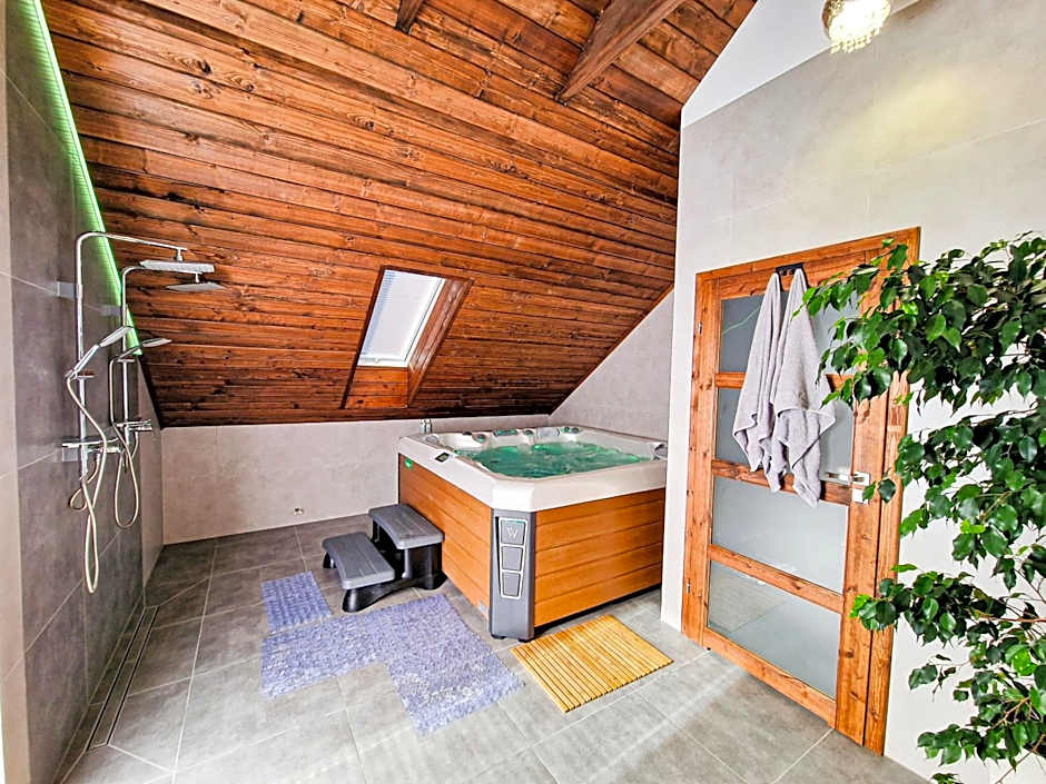 GraVelo - Apartament Jacuzzi