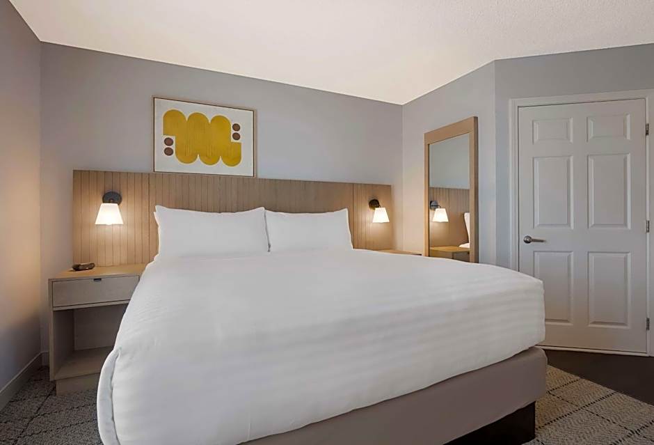 Sonesta Simply Suites Irvine East Foothill
