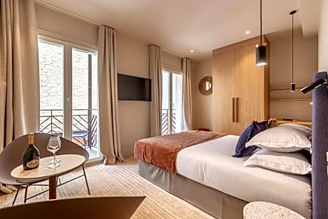 Family Suite with Balcony