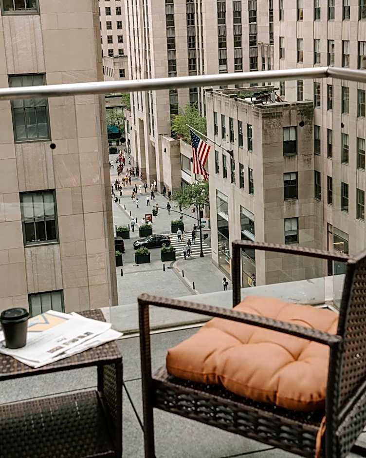 The Jewel, a Club Quarters Hotel, Opposite Rockefeller Center