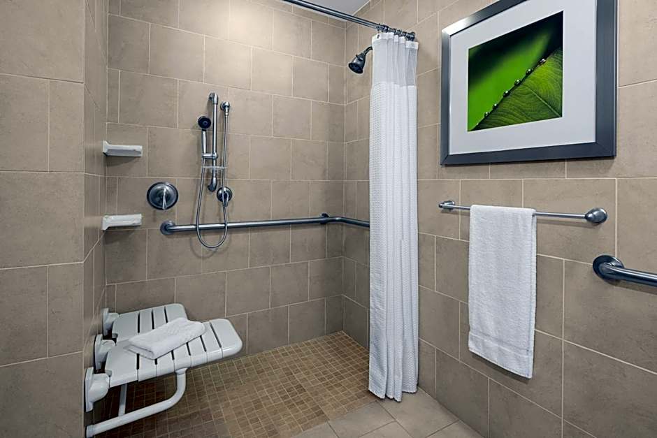 Courtyard by Marriott Houston Kingwood