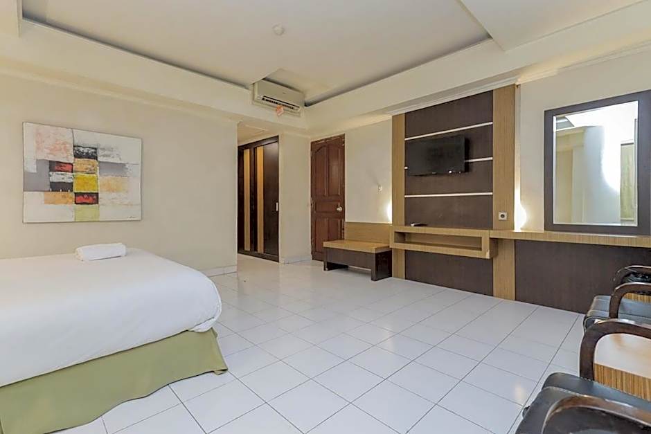 Urbanview Hotel Taman Suci Denpasar Bali