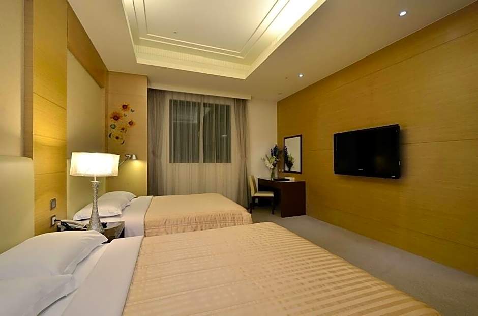 Ever Delightful Business Hotel