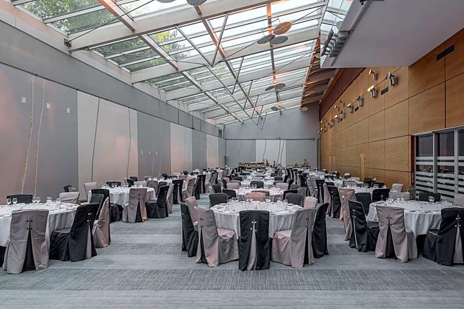 Hilton Geneva Hotel and Conference Centre