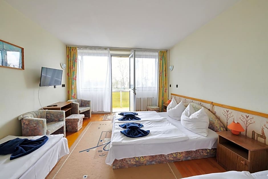 Retro Lido - Vonyarcvashegy