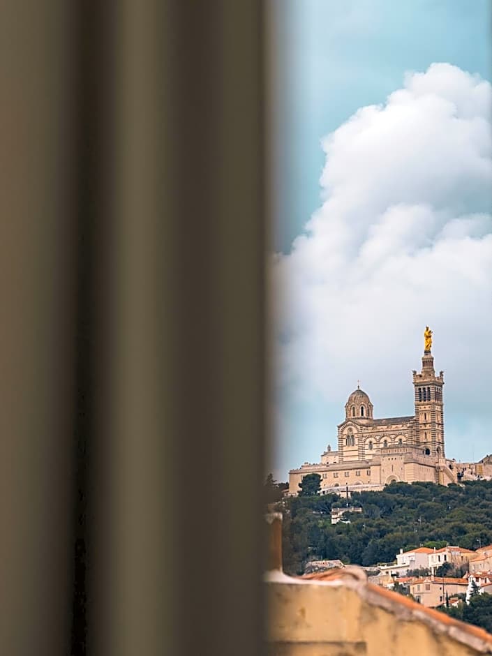 Maisons du Monde Hotel & Suites - Marseille Vieux Port