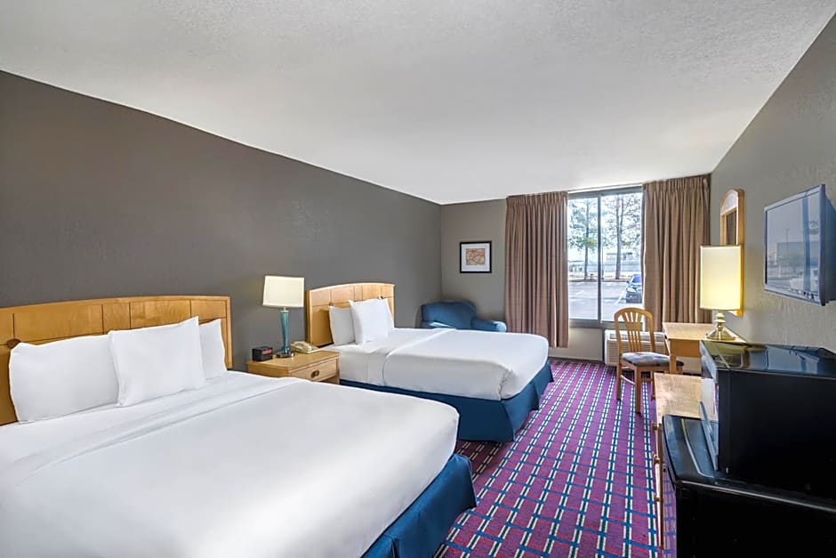 Travelodge by Wyndham Memphis