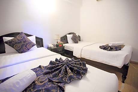 Standard Twin (No View)