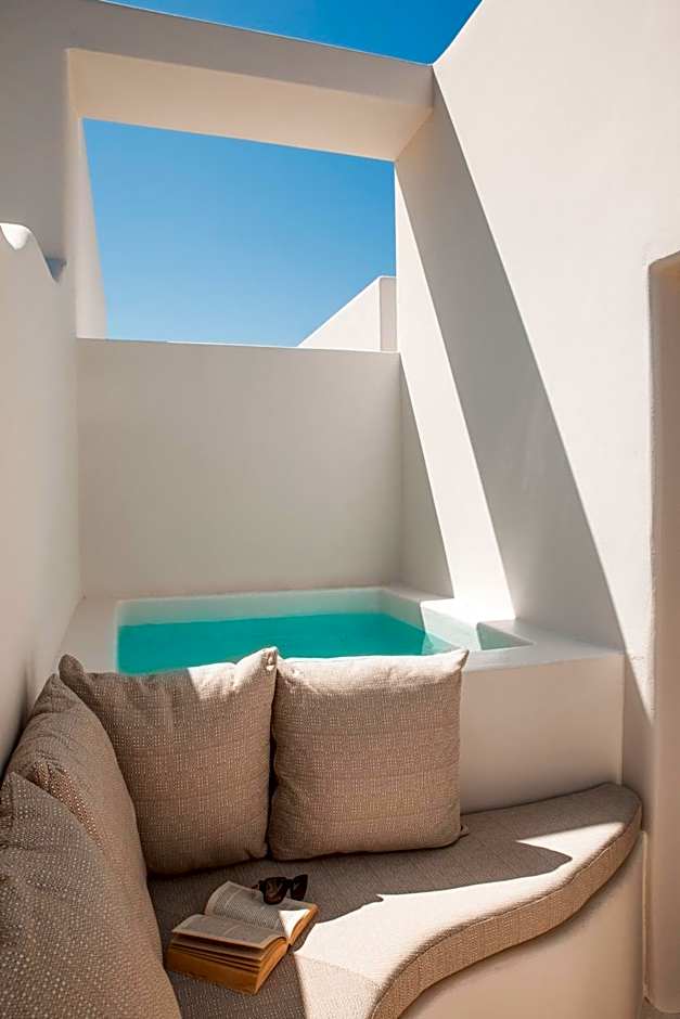 North Wind Luxury Suites