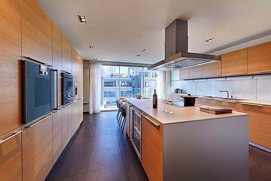 Hyatt Regency Madrid Residences