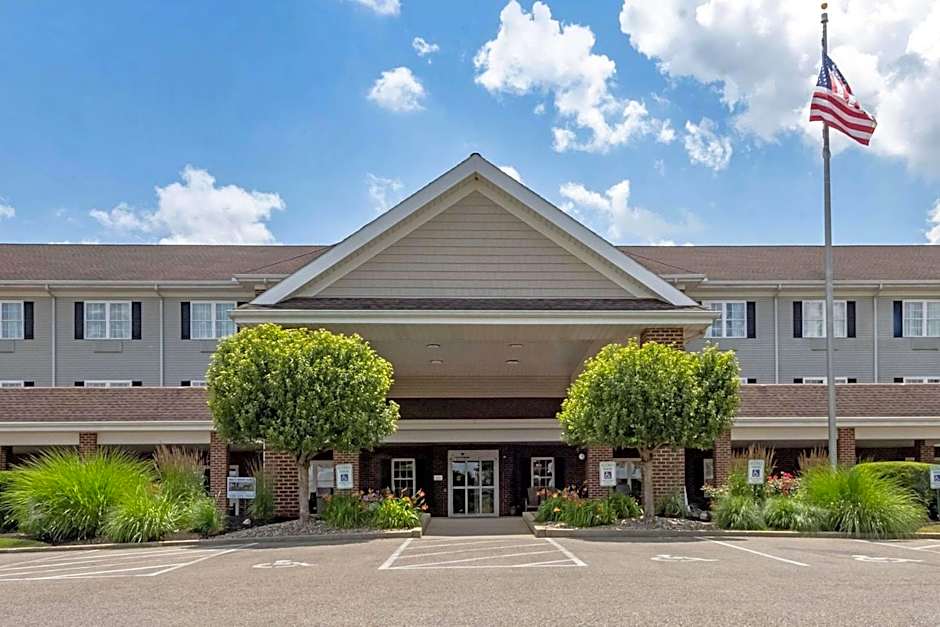 Comfort Suites Hotel and Conference Center