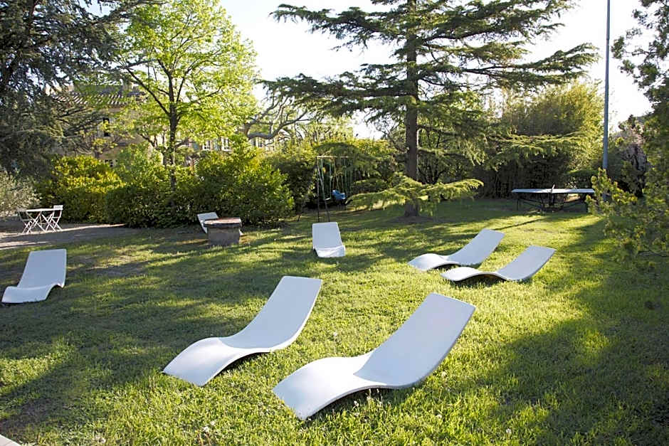 Logis Hôtel Castel Mouisson