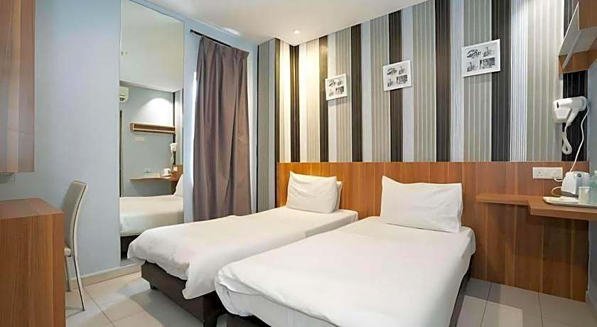 Cappuccino Hotel @ Mount Austin