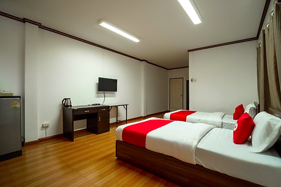 OYO 836 PK Residence