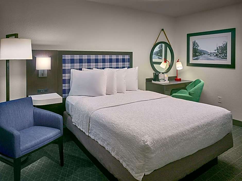 Hampton Inn By Hilton Gatlinburg