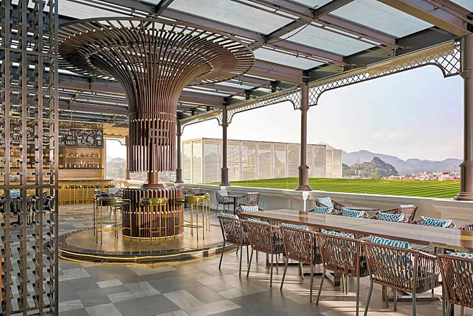 Four Points by Sheraton Lang Son