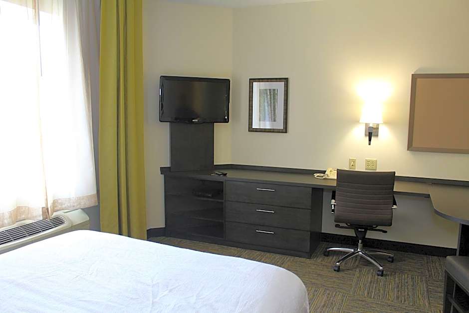 Candlewood Suites East Syracuse Carrier Circle By IHG