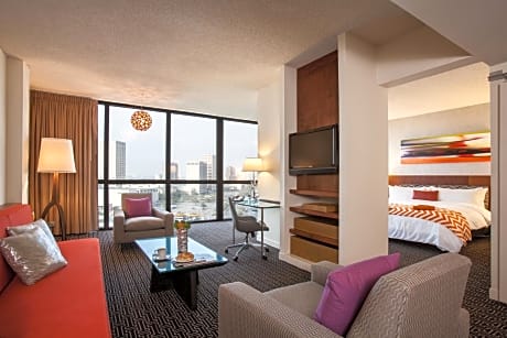 King Suite with View