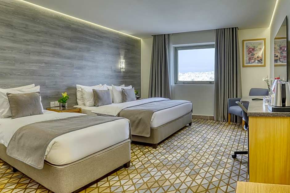 Geneva Hotel
