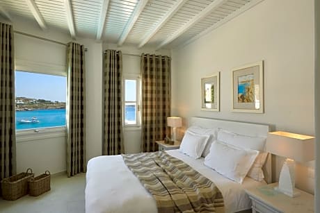 Junior Suite Sea View (up to 3 persons)