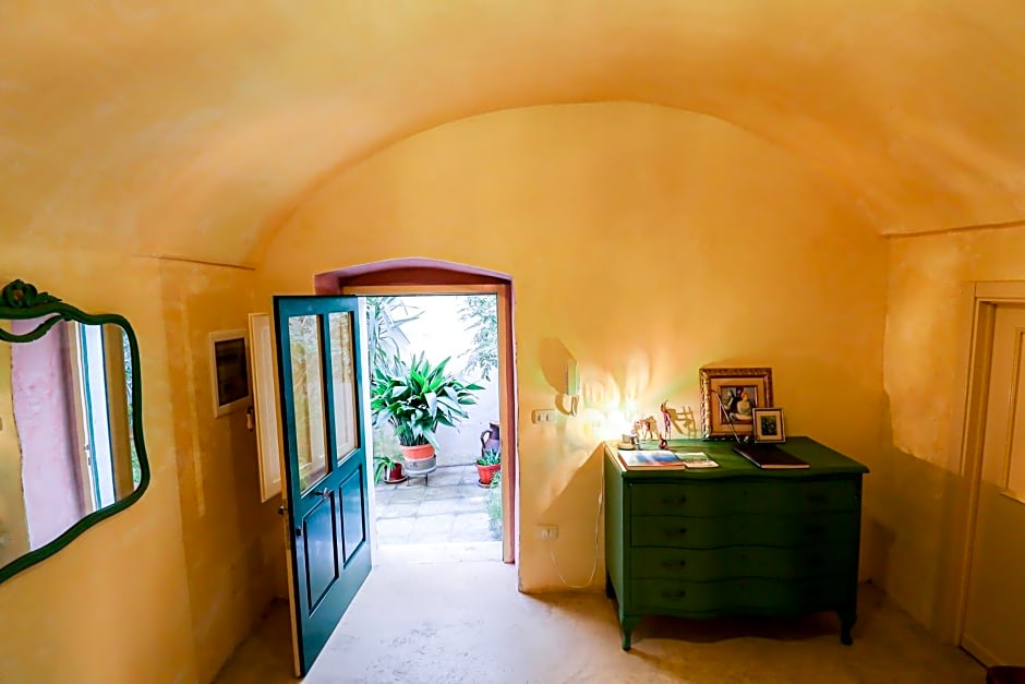 Luna e Basilico by Casa di Marco AP6