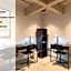 P601 Amazing Rooftop 2Bdrm 2bath Apt AC