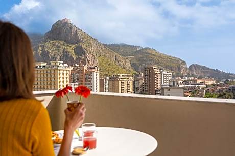 Marbela Apartments & Suites