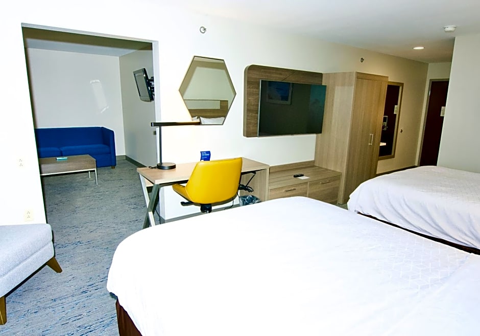 Holiday Inn Express Hotel & Suites St Charles By IHG