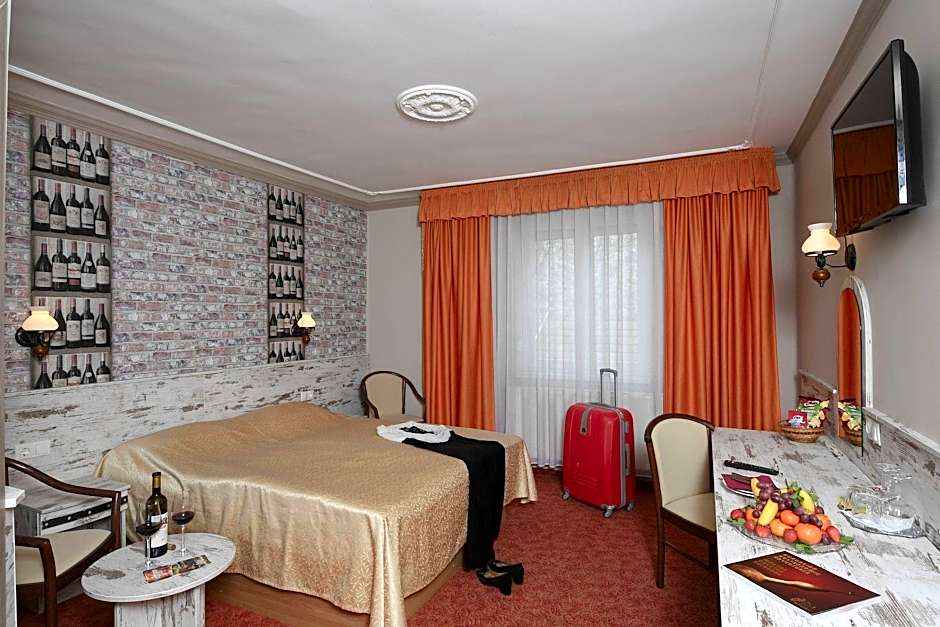 Hotel Korona Eger Wellness and Conference Hotel