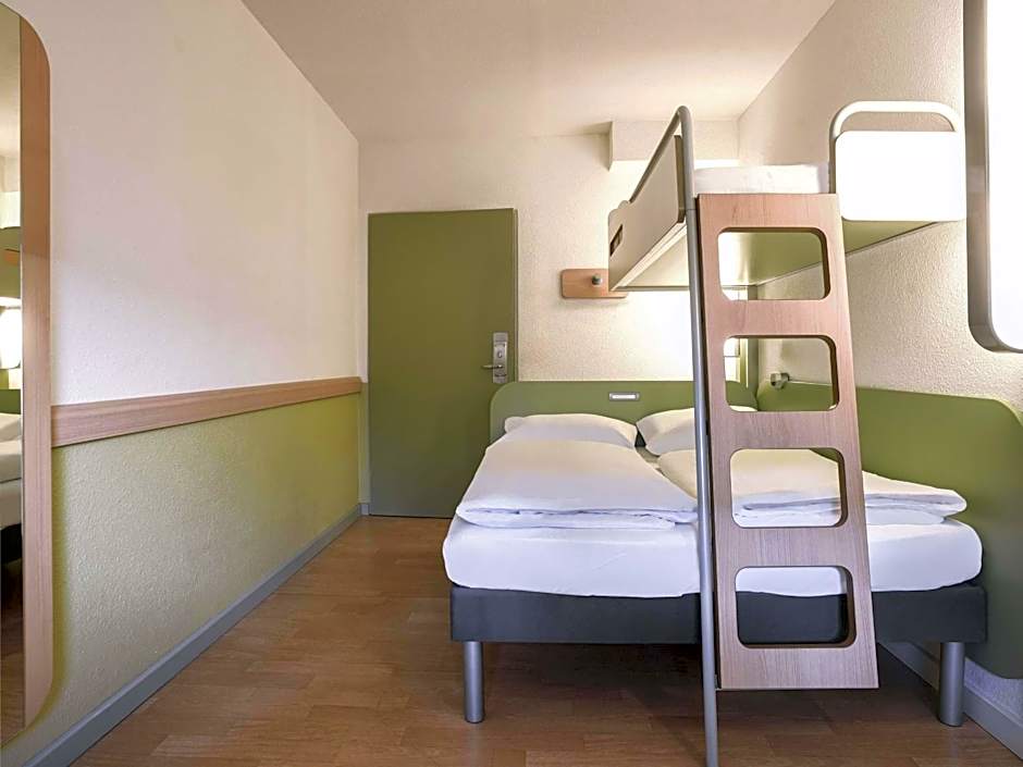 B&B HOTEL Rostock-Broderstorf