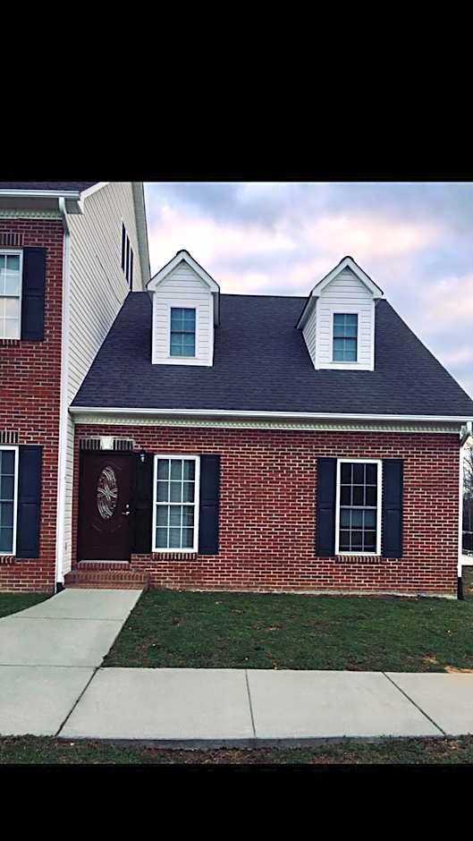MooreField Suites Greensboro East