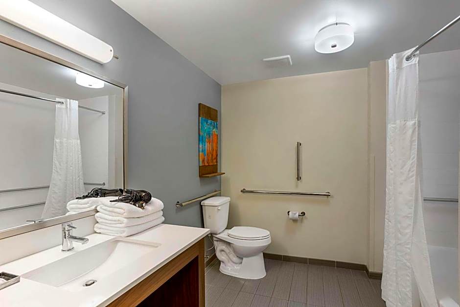 MainStay Suites North - Central York 