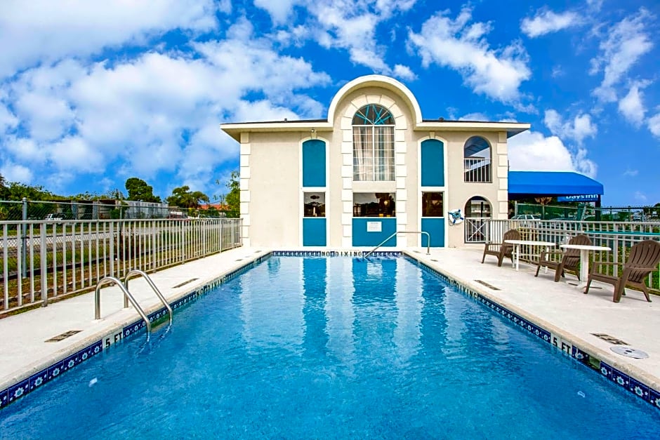 Days Inn by Wyndham Apopka/Orlando