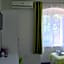 Nirvana Rooms & Apartments