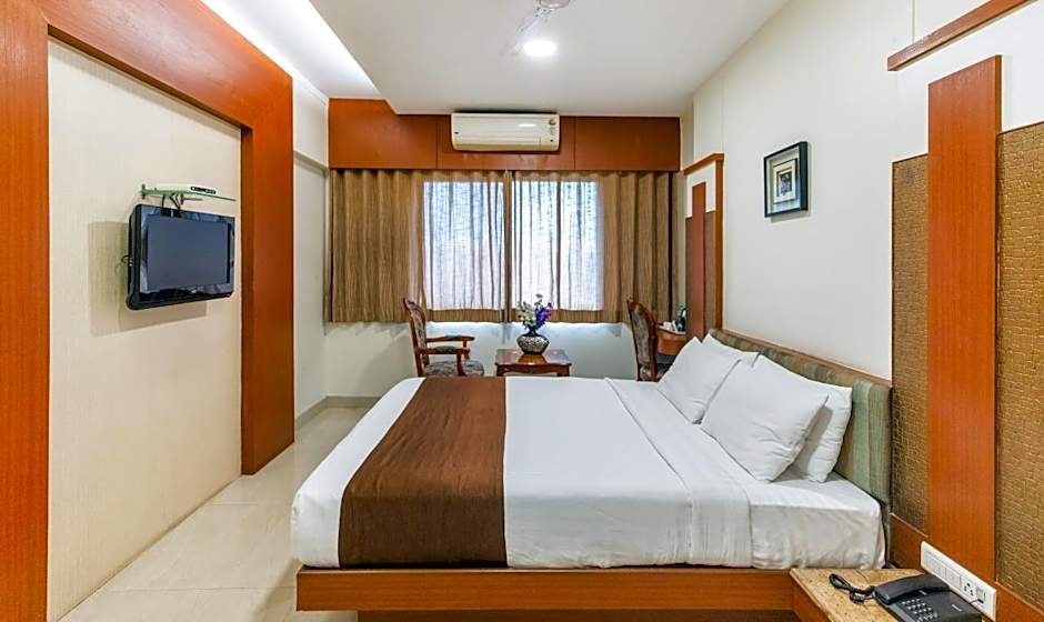 Hotel Seven Heaven