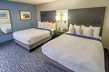 2 Queen Beds Nonsmoking