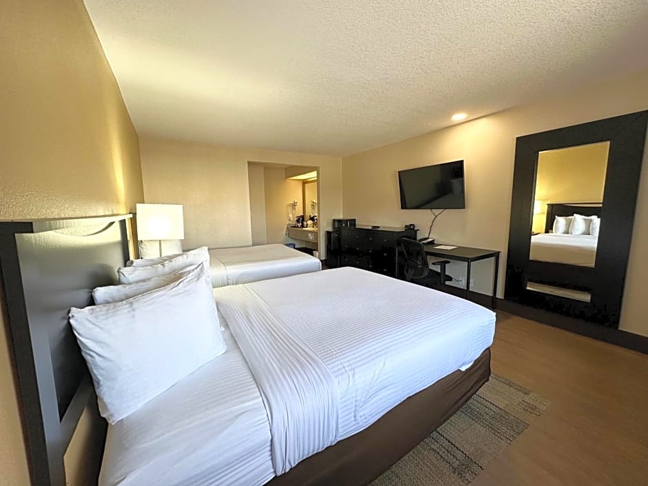 Stanford Inn And Suites Anaheim