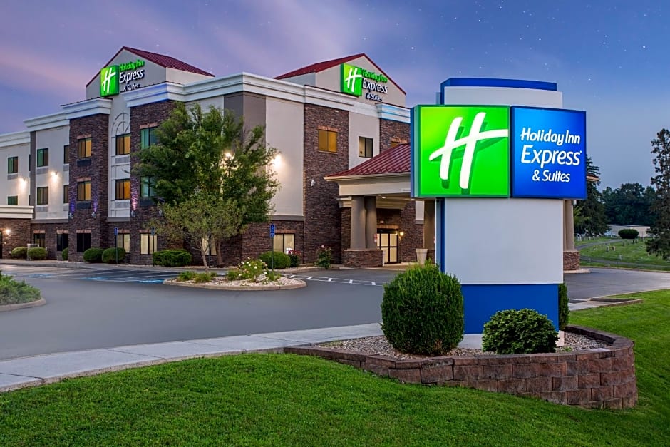 Holiday Inn Express Hotel & Suites Lewisburg By IHG