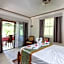 Sea View Lodge