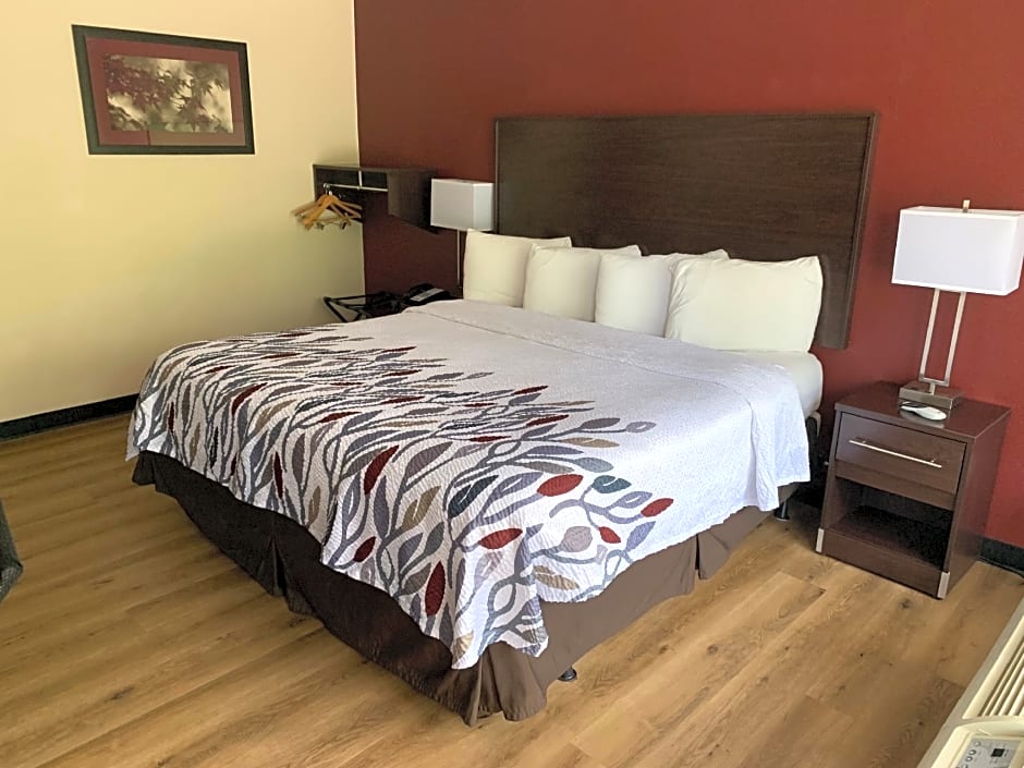 Red Roof Inn Clearfield