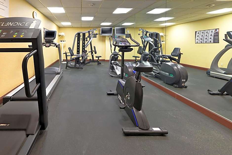 Wyndham Garden Totowa