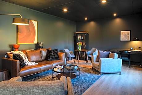 Trailhead by Weekender