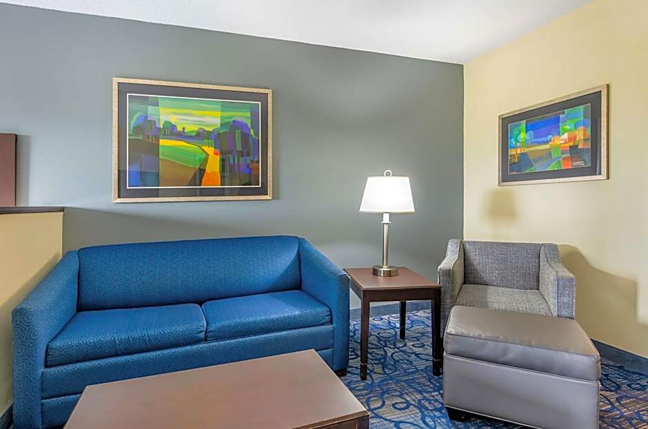 Best Western Plus Waynesboro Inn & Suites Conference Center