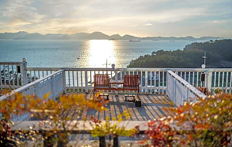 Namhae Whale's Dream