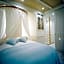 Hotel Woo (Adults Only)