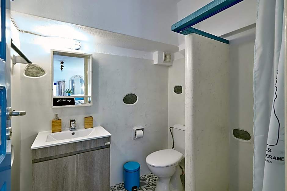 Kerame Studios & Apartments