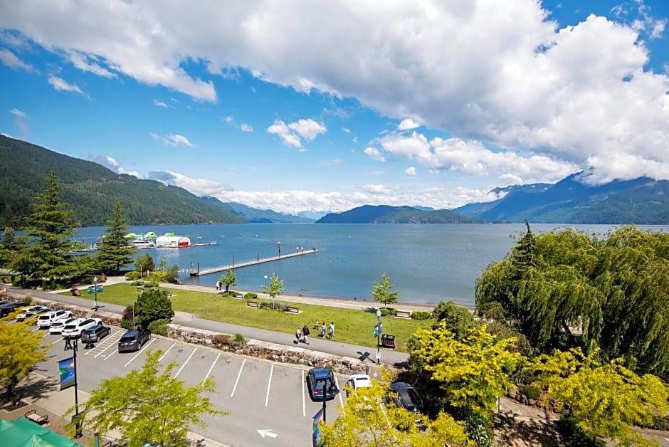 Harrison Beach Hotel